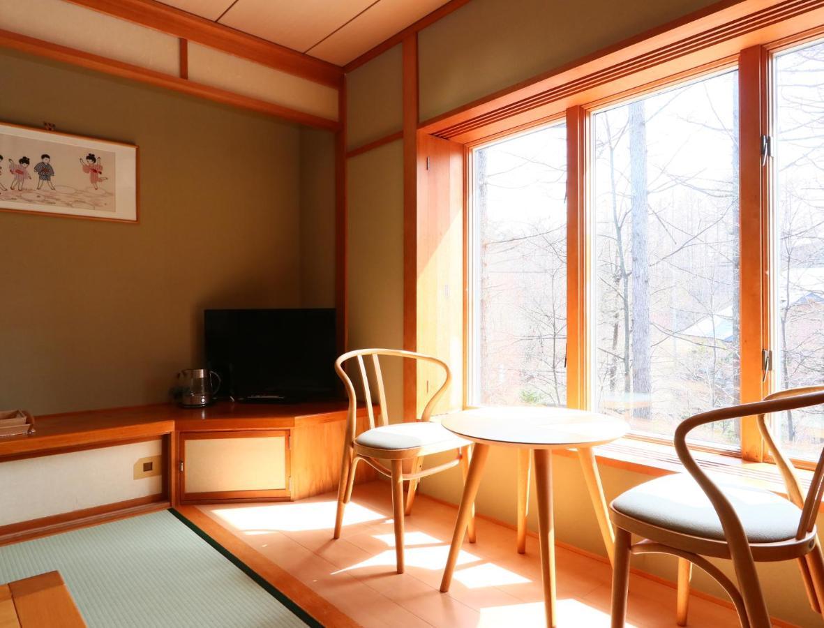 Ryosha Tsukiakari Bed & Breakfast Yamanakako Eksteriør bilde