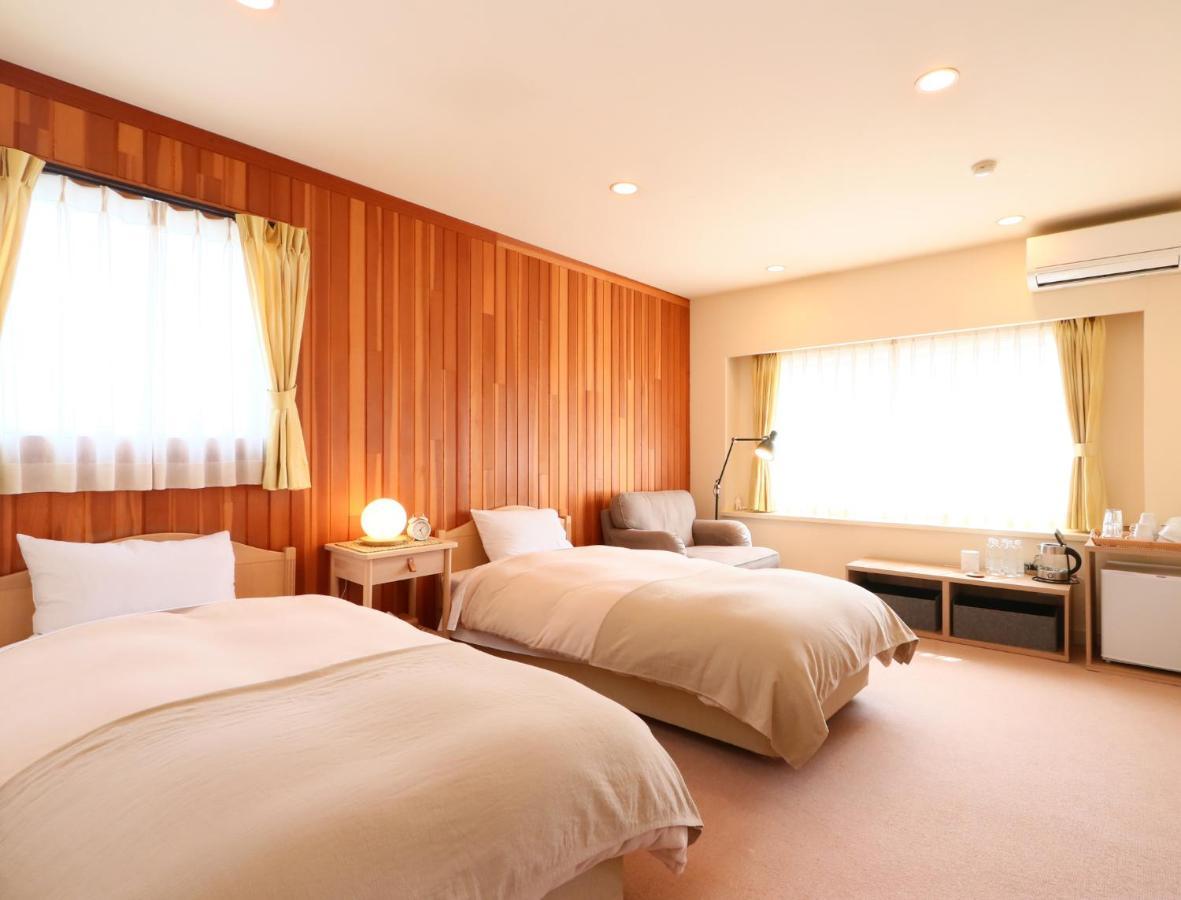 Ryosha Tsukiakari Bed & Breakfast Yamanakako Eksteriør bilde