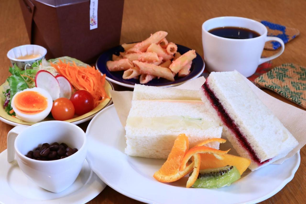 Ryosha Tsukiakari Bed & Breakfast Yamanakako Eksteriør bilde