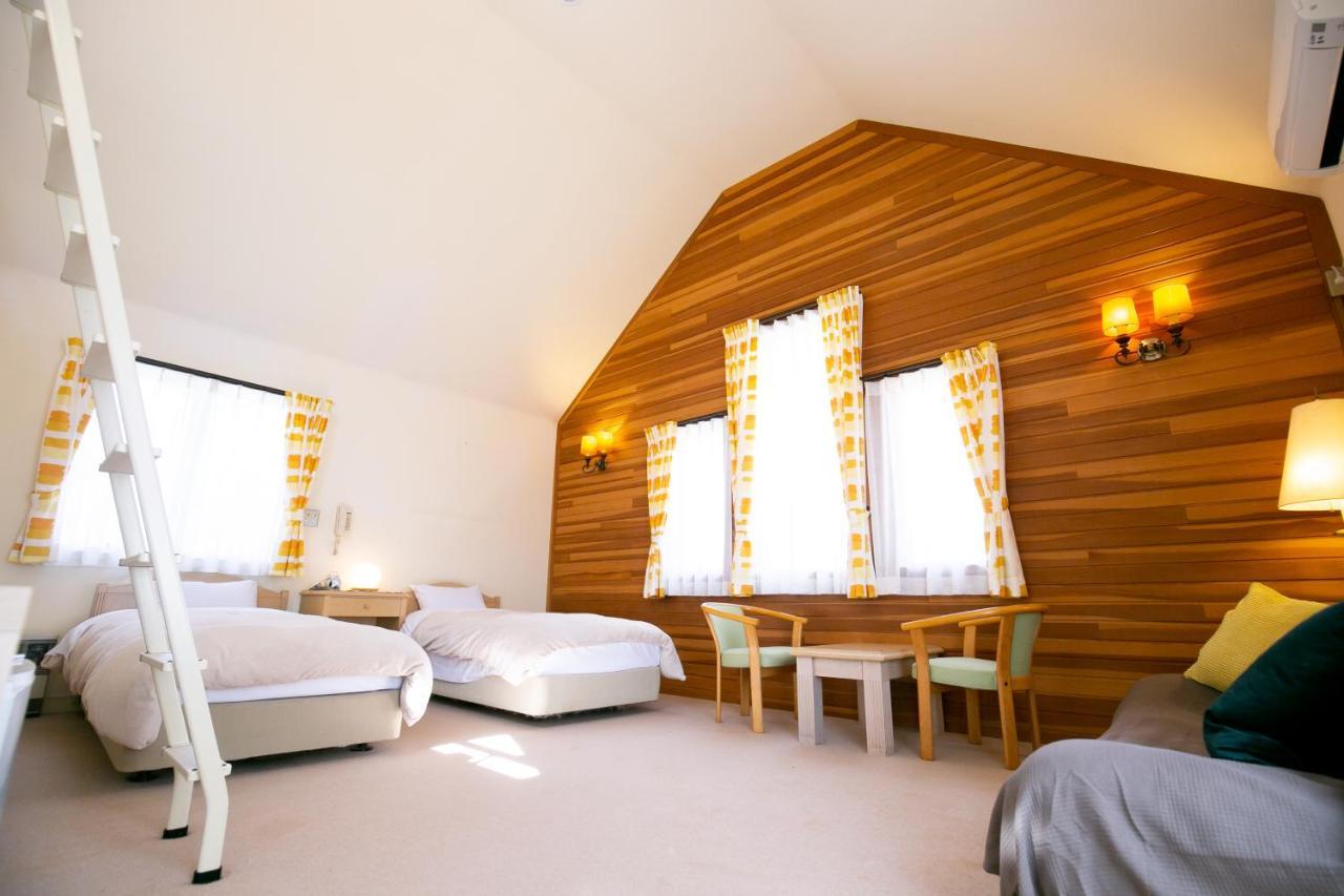 Ryosha Tsukiakari Bed & Breakfast Yamanakako Eksteriør bilde